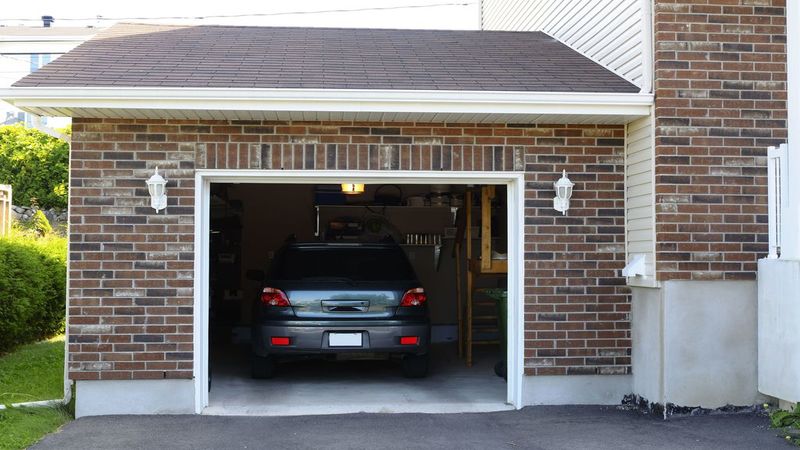 The History and Appeal of Overhead Garage Doors in Phoenix, AZ